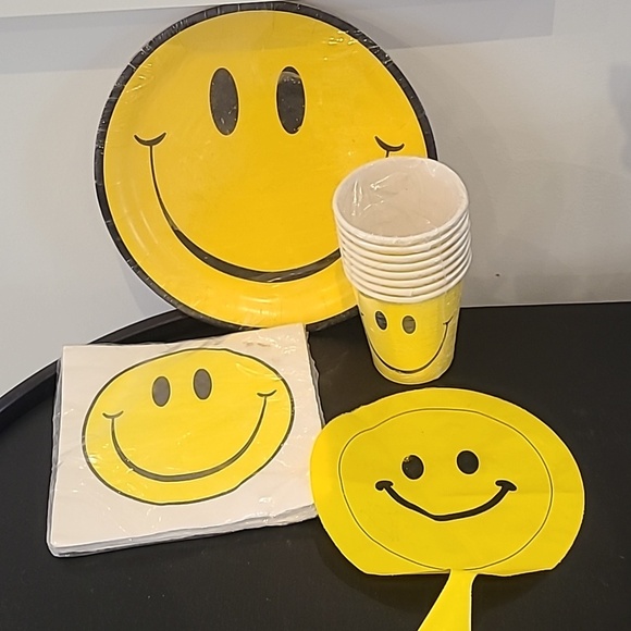 Vintage Other - Vintage 90s smiley face birthday party bundle